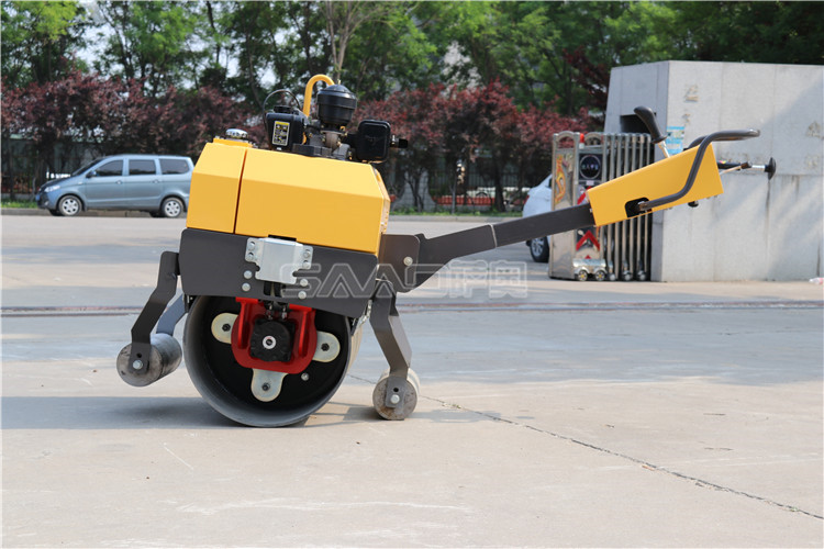 溝槽，小型壓路機(jī)碾壓的方法