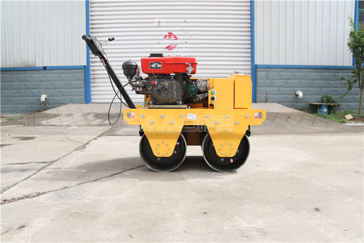 小型壓路機變速器亂檔的原因，附排除方法